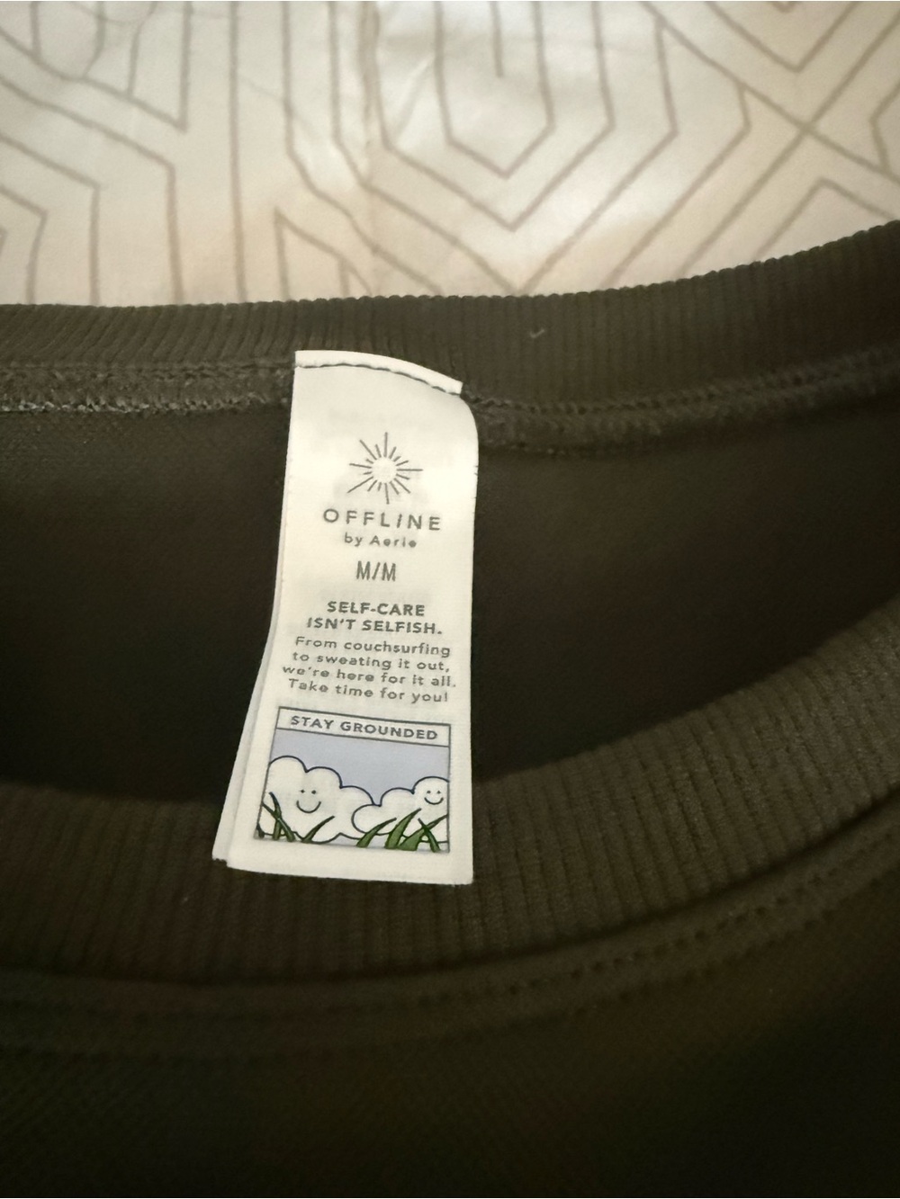 Offline by Aerie Cropped Olive Green Long Sleeve Top - Picture 2 of 2
